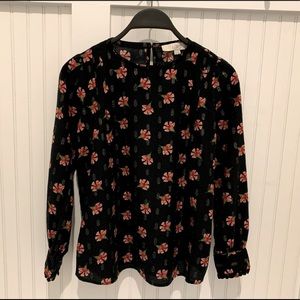 Cute flowered LOFT blouse